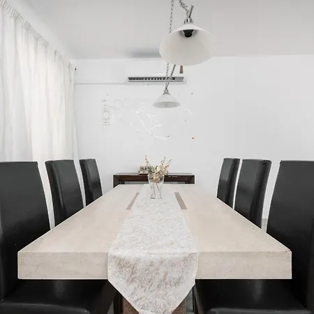 Holiday home En Bel Air Estepona