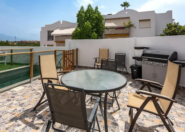 펜션 En Bel Air 에스테포나