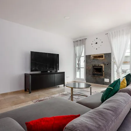 Nyaraló En Bel Air *